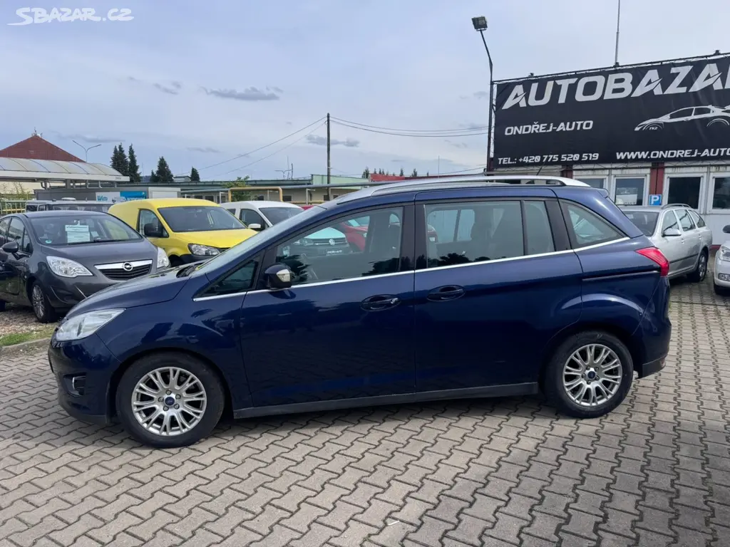 Ford Grand C-MAX, AUTOMAT 2,0 TDCI NOVÁ STK - fotka 3