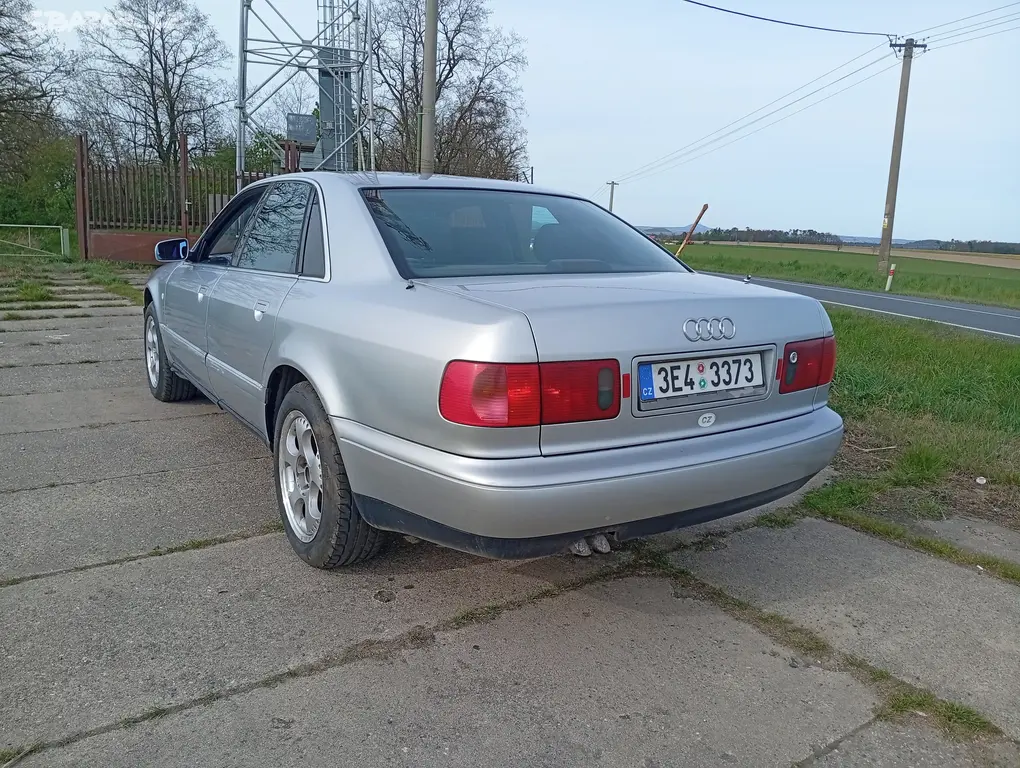 Audi A8 - fotka 3