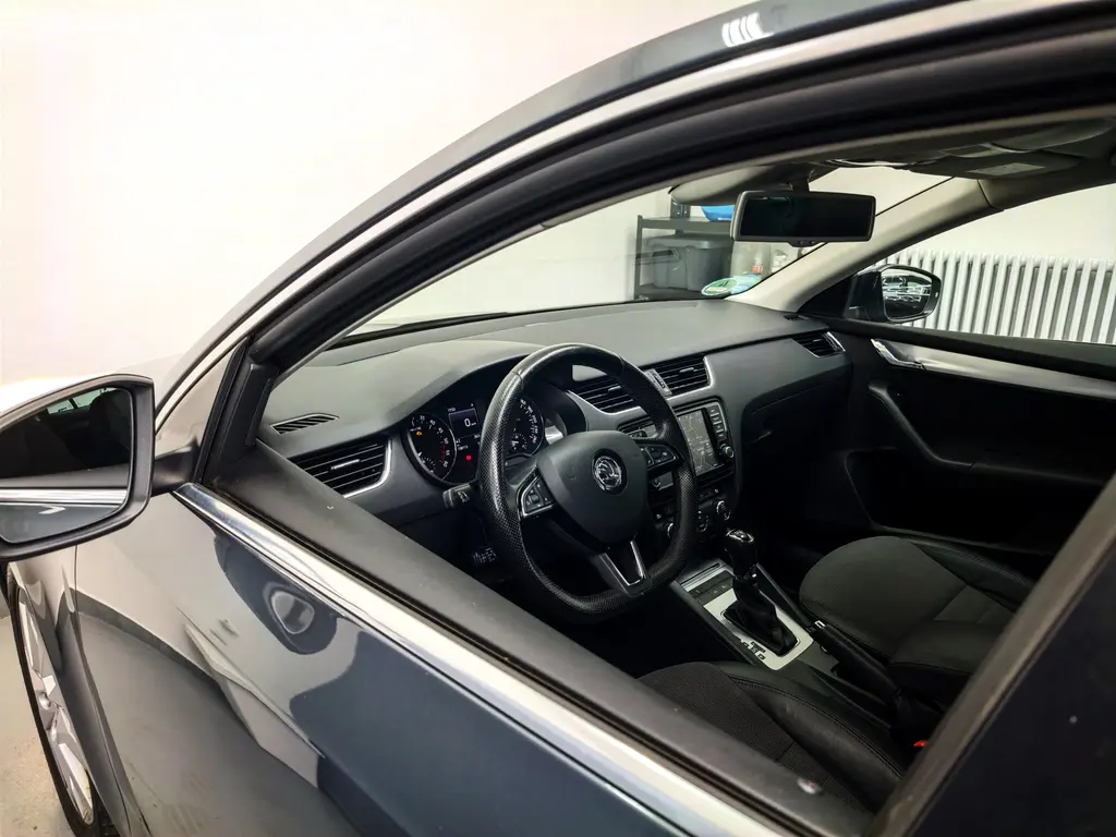 ŠKODA OCTAVIA III COMBI 2.0 TDI 110KW, DSG, 2017 - fotka 6