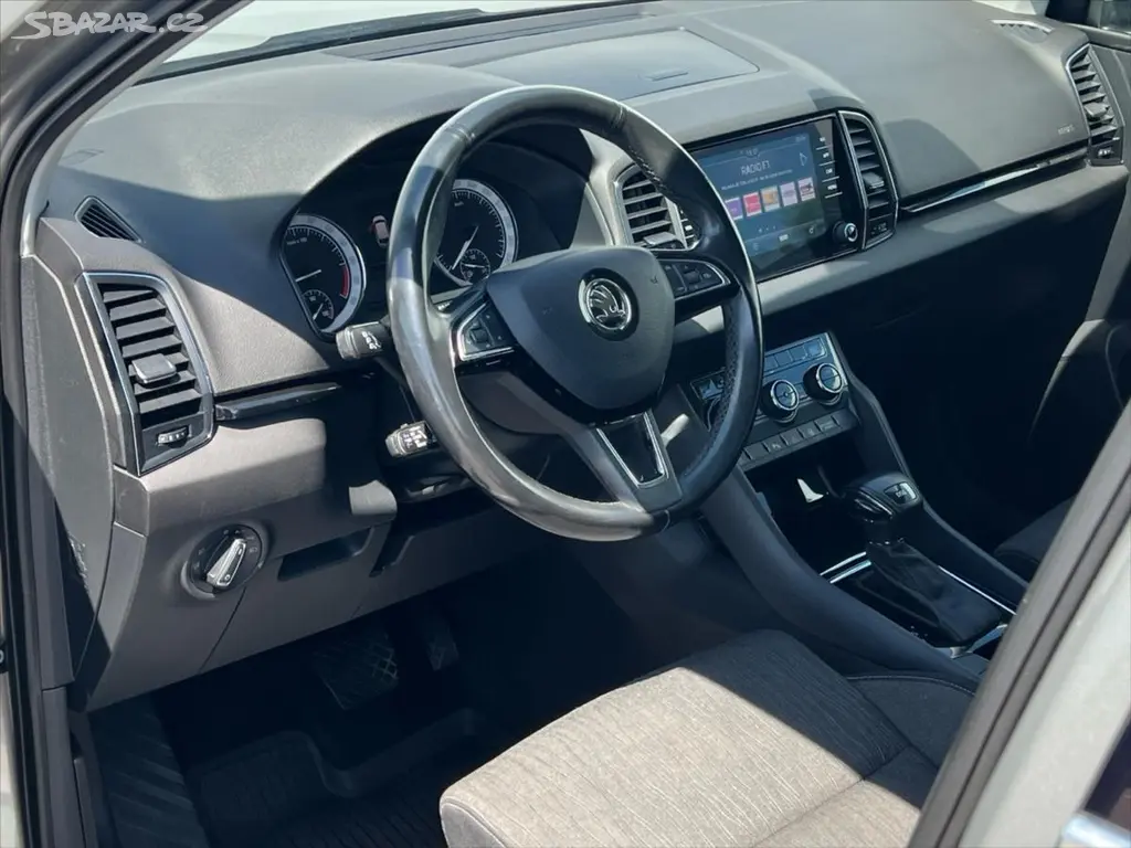 Škoda Karoq, 1,6 TDi 85kW 7DSG STYLE - fotka 5