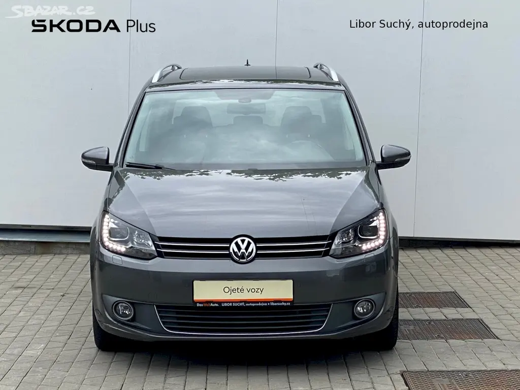 Volkswagen Touran, 1.6 TDI 77 kW Highline - fotka 4