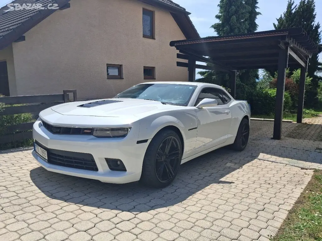 Chevrolet Camaro 6,2 SS V8 - fotka 6