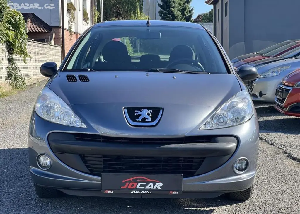 Peugeot 206 + 1.1i KLIMA KOUPENO V ČR manuální - fotka 2