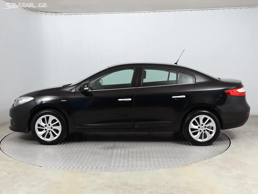 Renault Fluence, 1.5 dCi, Automatická klima - fotka 3