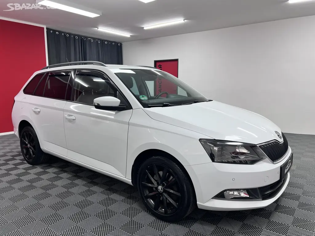 Škoda Fabia, 1.2 81 kW keylees Servis - fotka 3