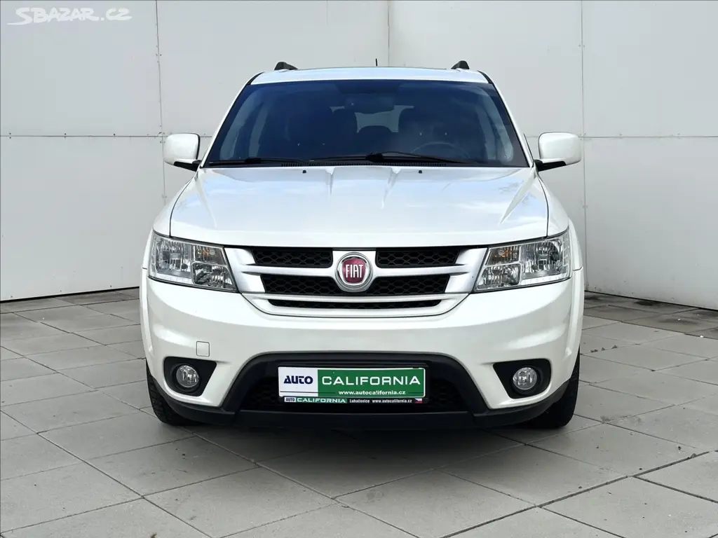 Fiat Freemont, 2,0 2,0MJT 125kW 7Míst Kamera - fotka 3