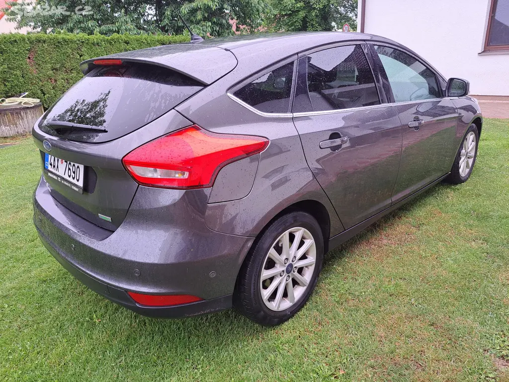 Ford Focus 1.0 EcoBoost 92 kW Titanum - fotka 5