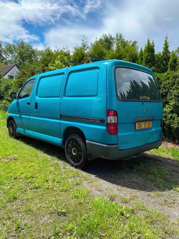 Toyota Hiace 2.4D 58kw rok 1996 STK 06/28 původ ČR - fotka 5