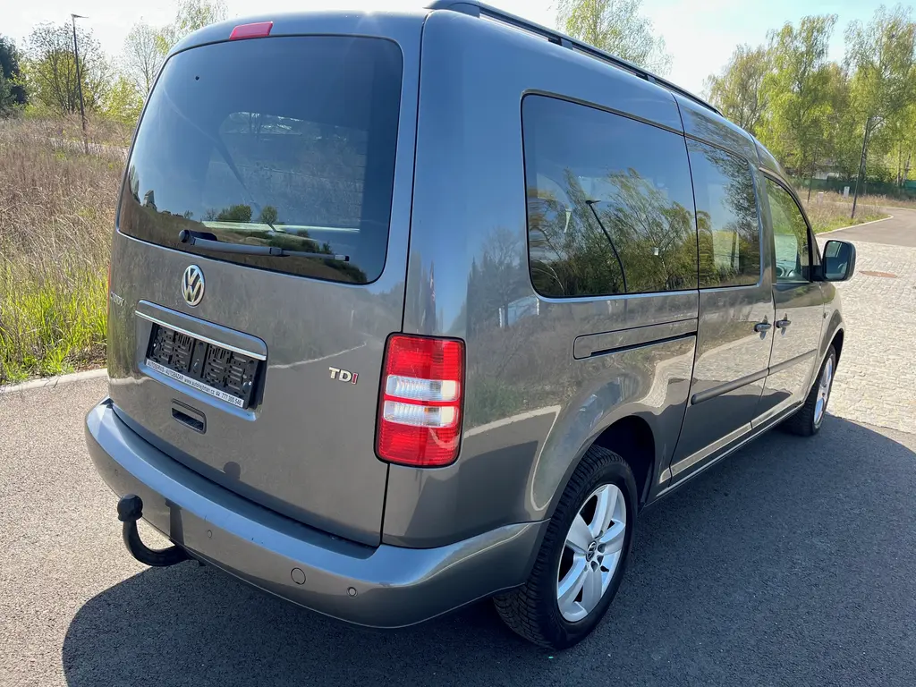 Volkswagen Caddy MAXI LiFE 1.6 TDI DSG 2x šoupačky - fotka 4