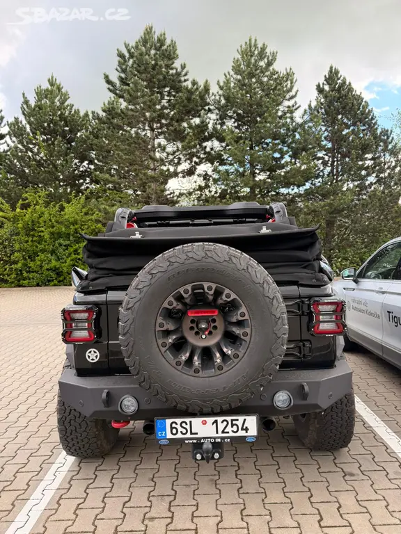 Jeep Wrangler Rubicon 8 4x4, off-road úprava - fotka 5