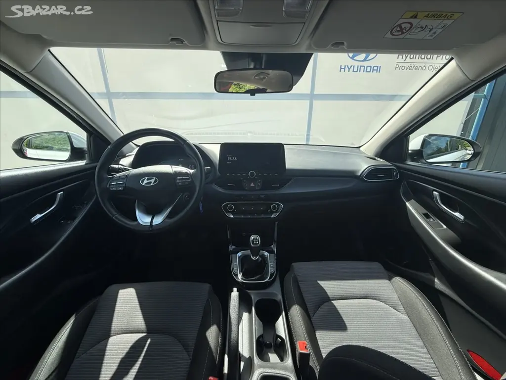 Hyundai i30, 1,5 CVVT 71kW Comfort - fotka 5