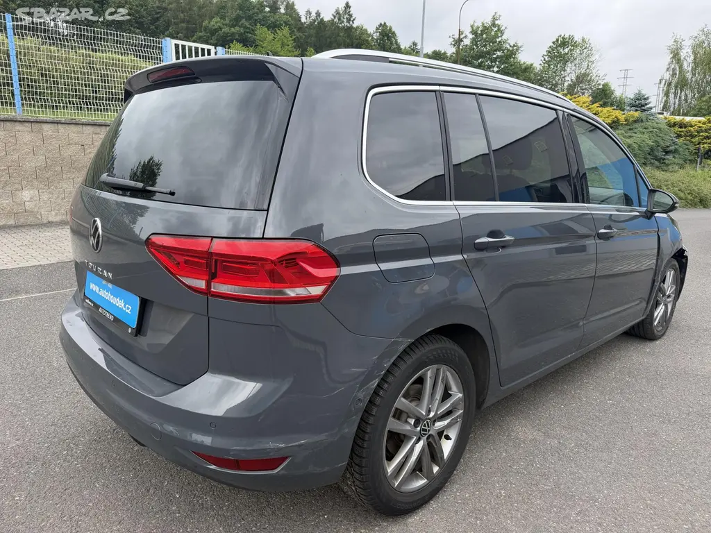 Volkswagen Touran, 2,0TDi 110kW automat navigace - fotka 3