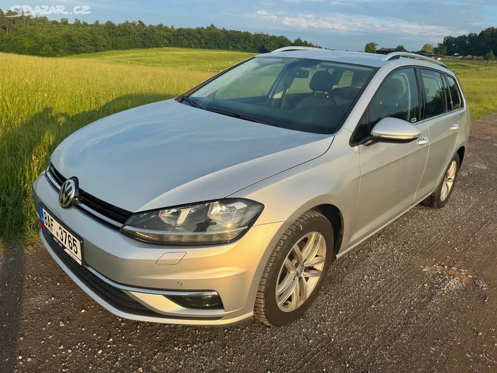 GOLF 2.0TDI 110kW DSG HIGHLINE ACC KAMERA ČR