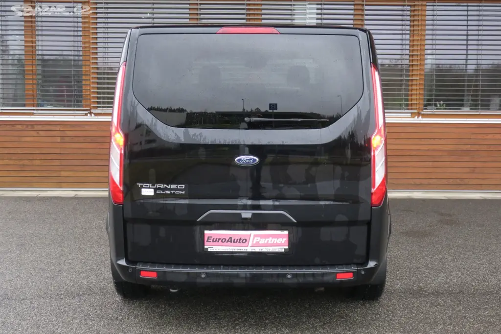 Ford Tourneo Custom, 2.0 TDCi 320 L2 Titanium 8Míst - fotka 3