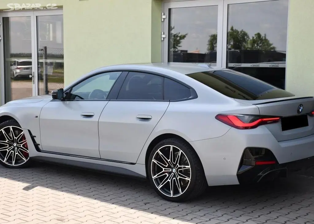 BMW i4 M50 xD 1M H/K ČR 4L-ZÁRUKA 400 kw - fotka 3