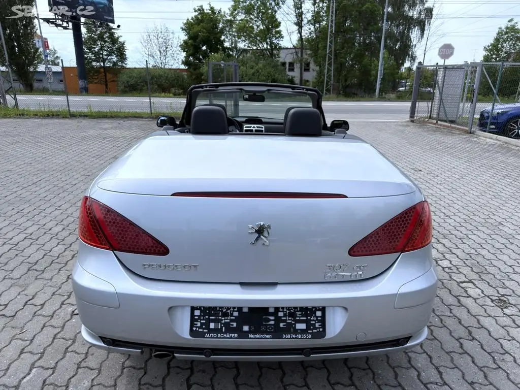 Peugeot 307, CC 1.6i 80 kW digi. klima - fotka 4