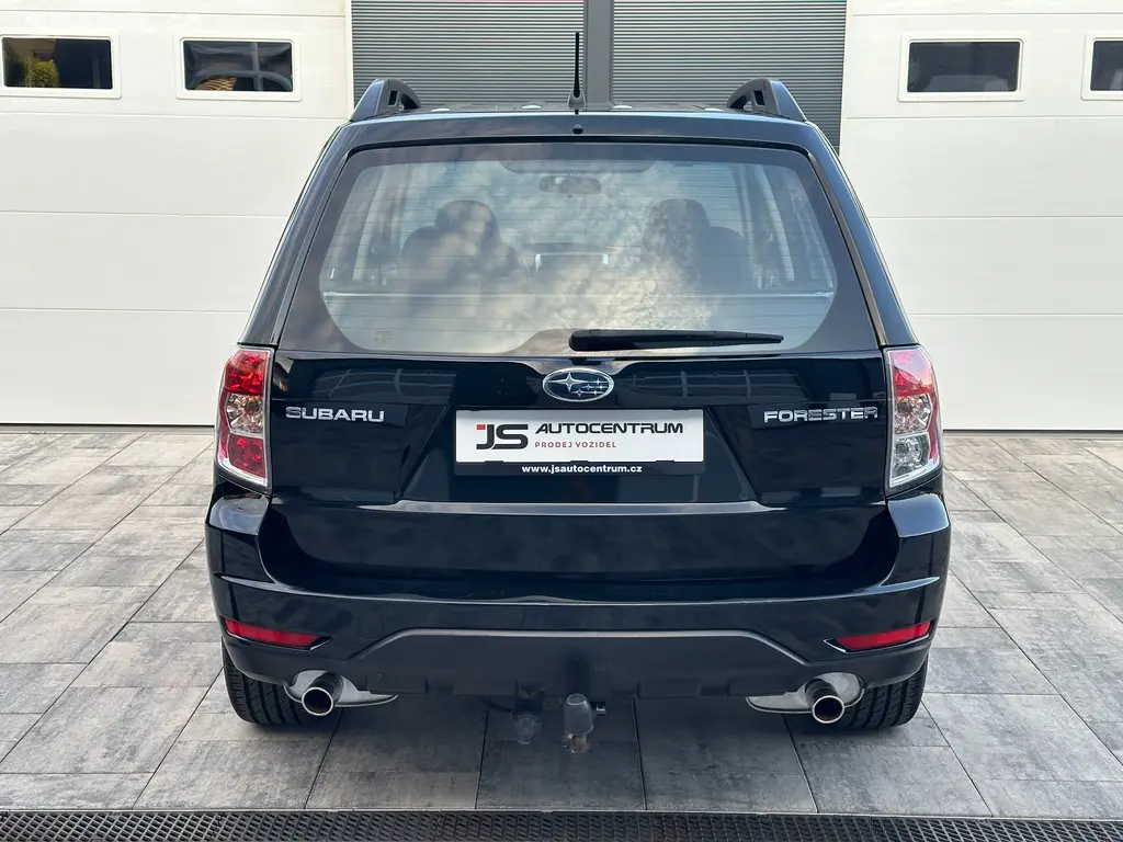 Subaru Forester 2.0i 150PS Comfort A/T 4x4 - fotka 5