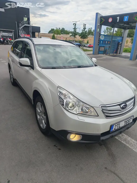 Subaru Outback 2.5 i - fotka 3