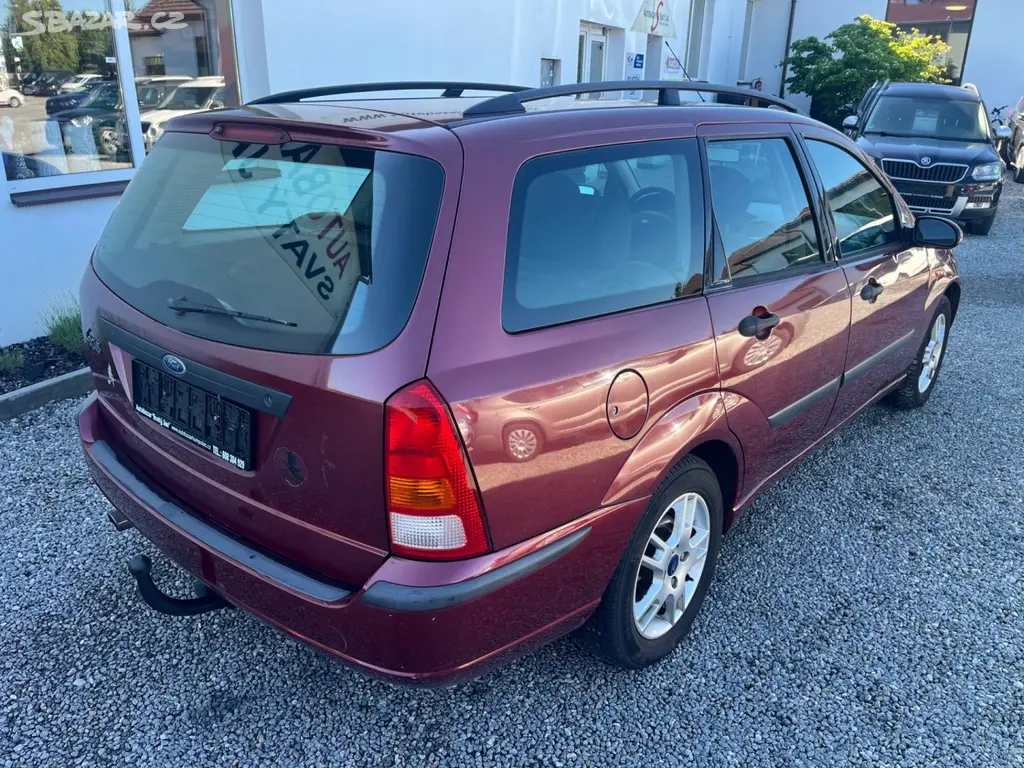 Ford Focus, 1.6 i Kombi NOVÁ STK TZ - fotka 2