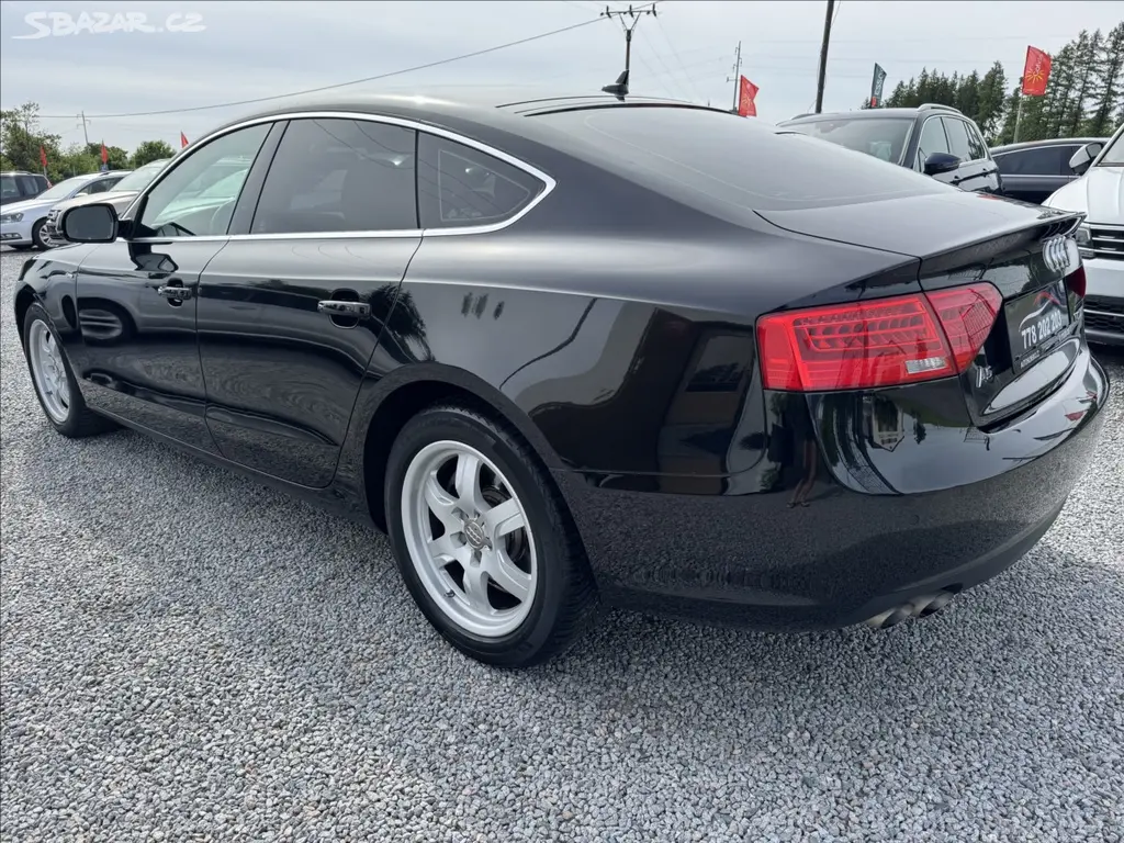 Audi A5, 2,0 Tdi 105 kw Sportback - fotka 5