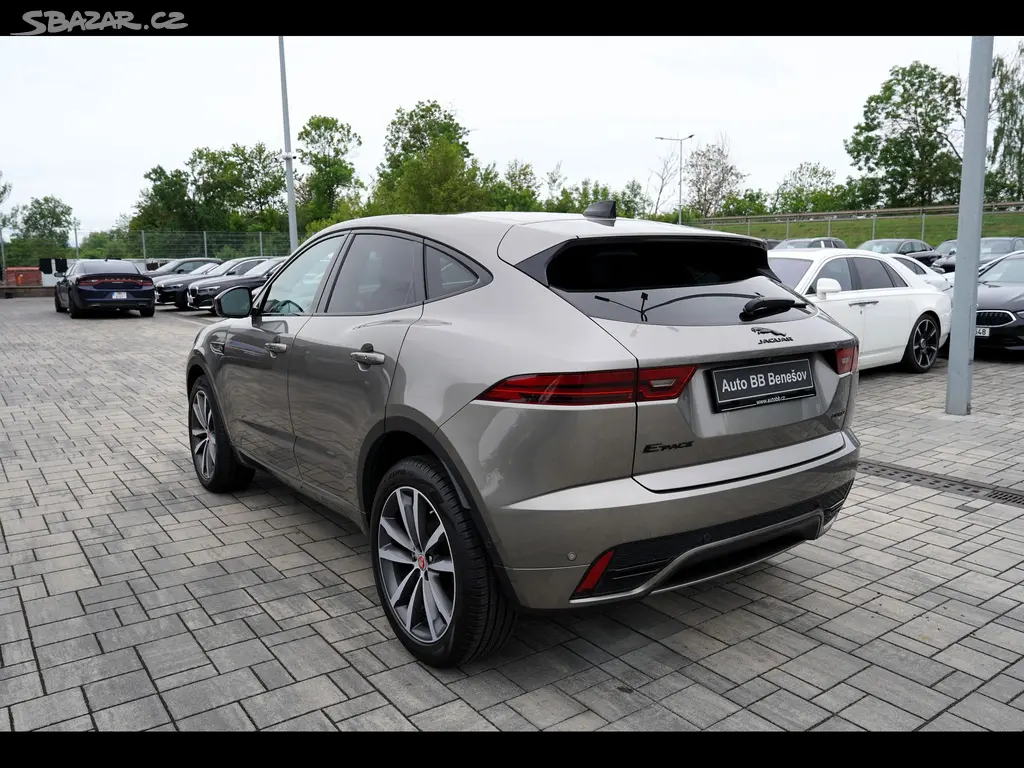 Jaguar E-Pace, D200 4WD R-Dynamic/Aut/LED/fac - fotka 4