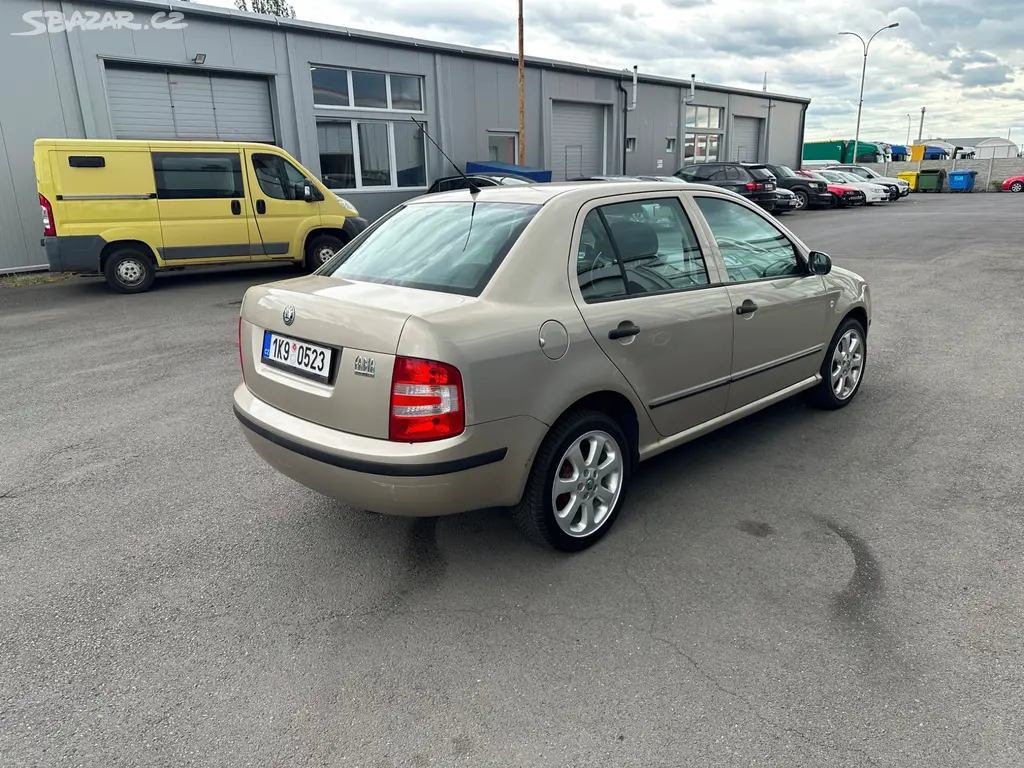 Škoda Fabia 1.2 HTP 47kW 2005 - fotka 4