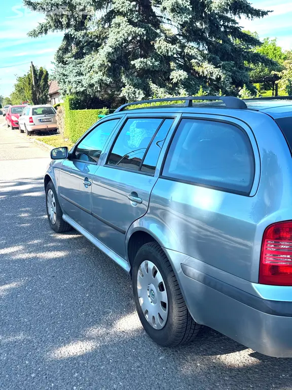 Škoda octavia 1,9tdi-74kw. R.v.2006 - fotka 3