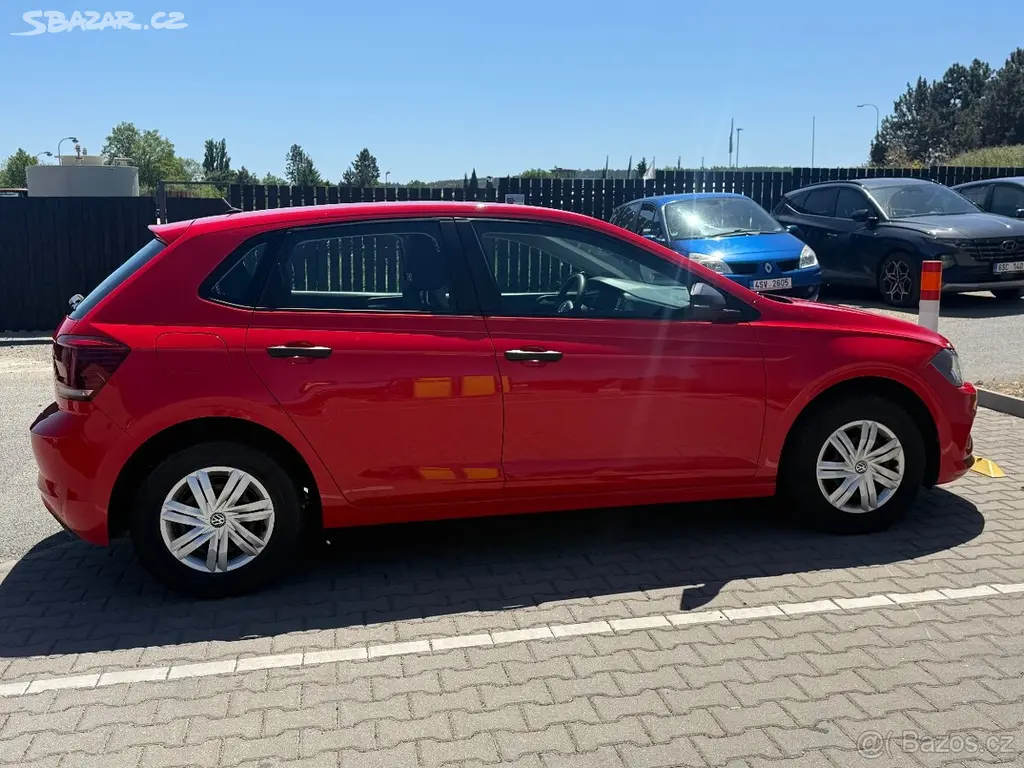 Vw Polo 1.0 MPI 48Kw 2019 málo najetých km - fotka 4