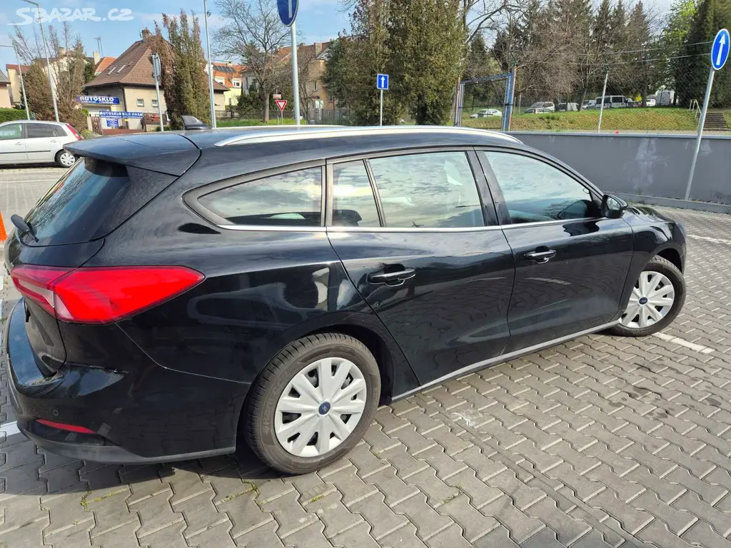 Ford Focus Kombi 1.5 TDCi, rok 2019 170 000 km - fotka 2