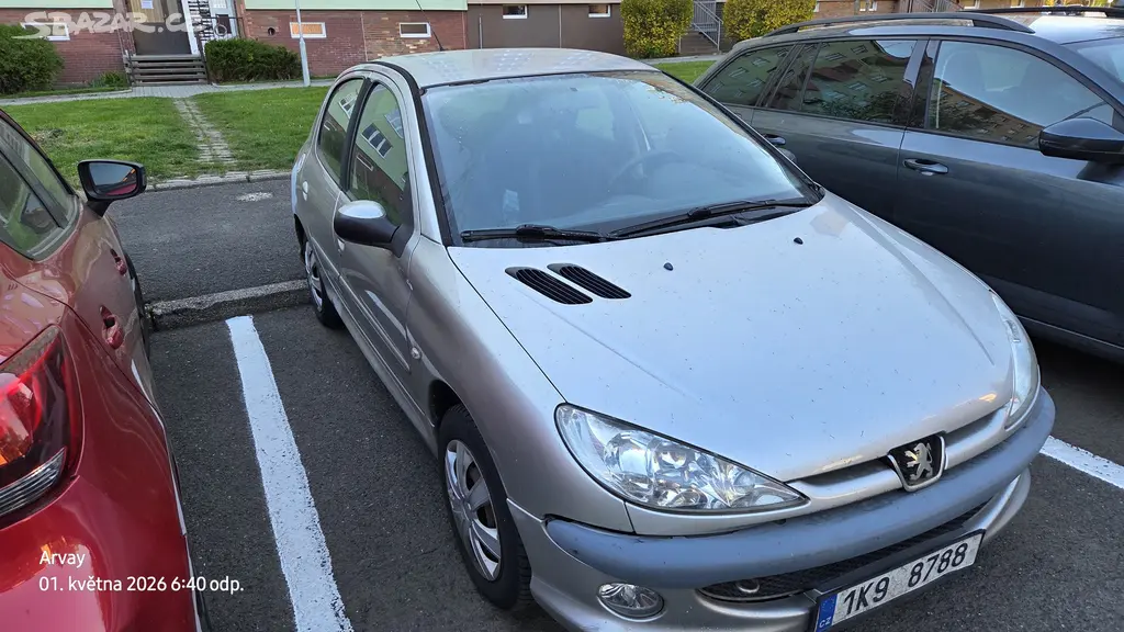 Peugeot 206 1,4HDI 50kW r.v. 2006 - fotka 2