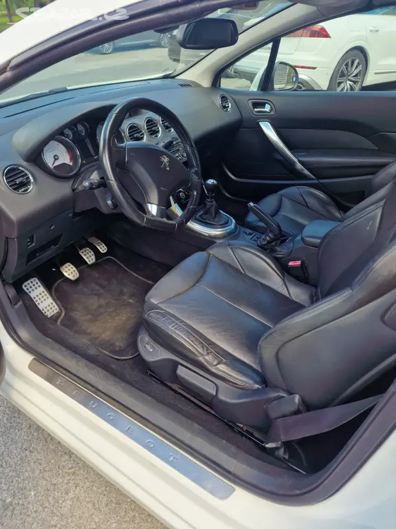 Peugeot 308CC HDI 163 RV 2012 - fotka 5