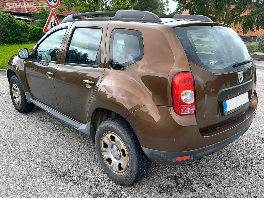 DACIA DUSTER 1.5 DCI 79kw, 82000KM, 1.MAJITEL - fotka 3