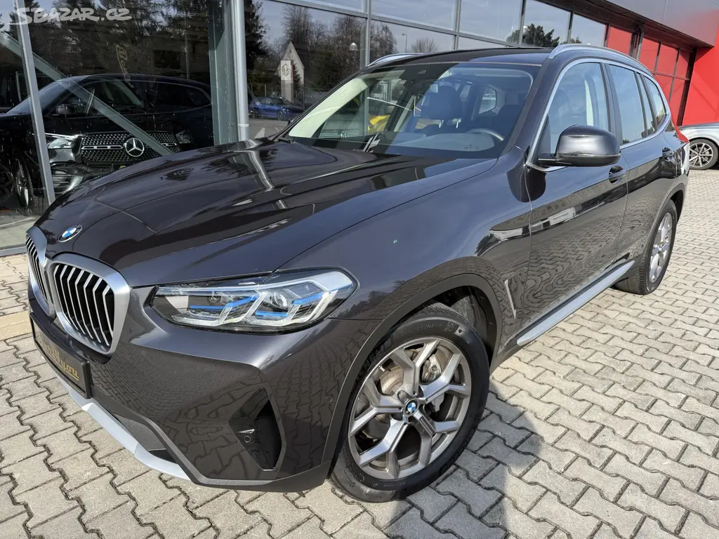 BMW X3, 30XD 210kW LASER PANORAMA CZ!! - fotka 3