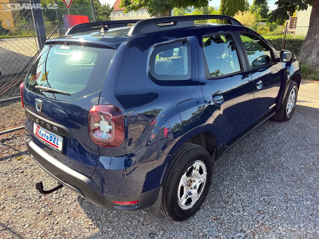 Dacia Duster 1,5 dCi 4x4 DPH Tažné, Klima - fotka 3