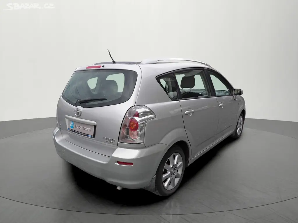 Toyota Corolla Verso, 1.8 VVT-i 95kW 7 míst ČR - fotka 4