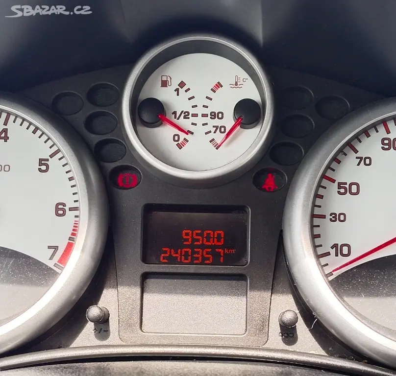 Peugeot 207 - fotka 6