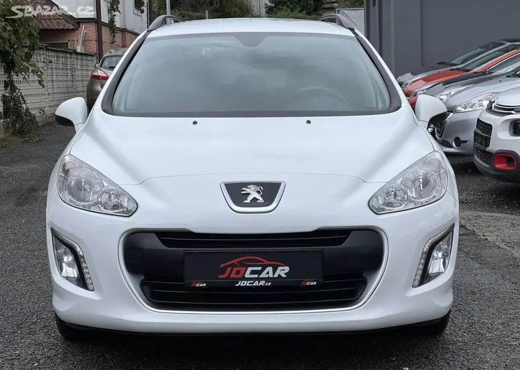 Peugeot 308 1.6HDi KOUPENO V ČR odp.DPH manuální - fotka 2