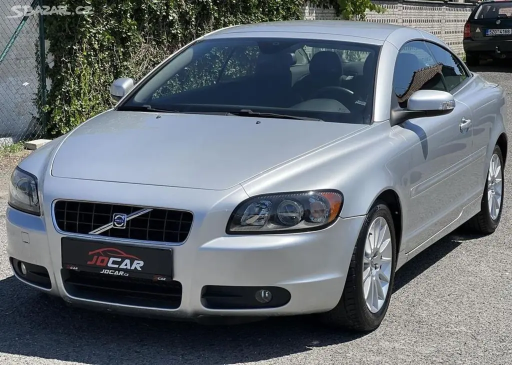 Volvo C70 2.0D CABRIO KŮŽE KLIMA ALU manuální - fotka 2