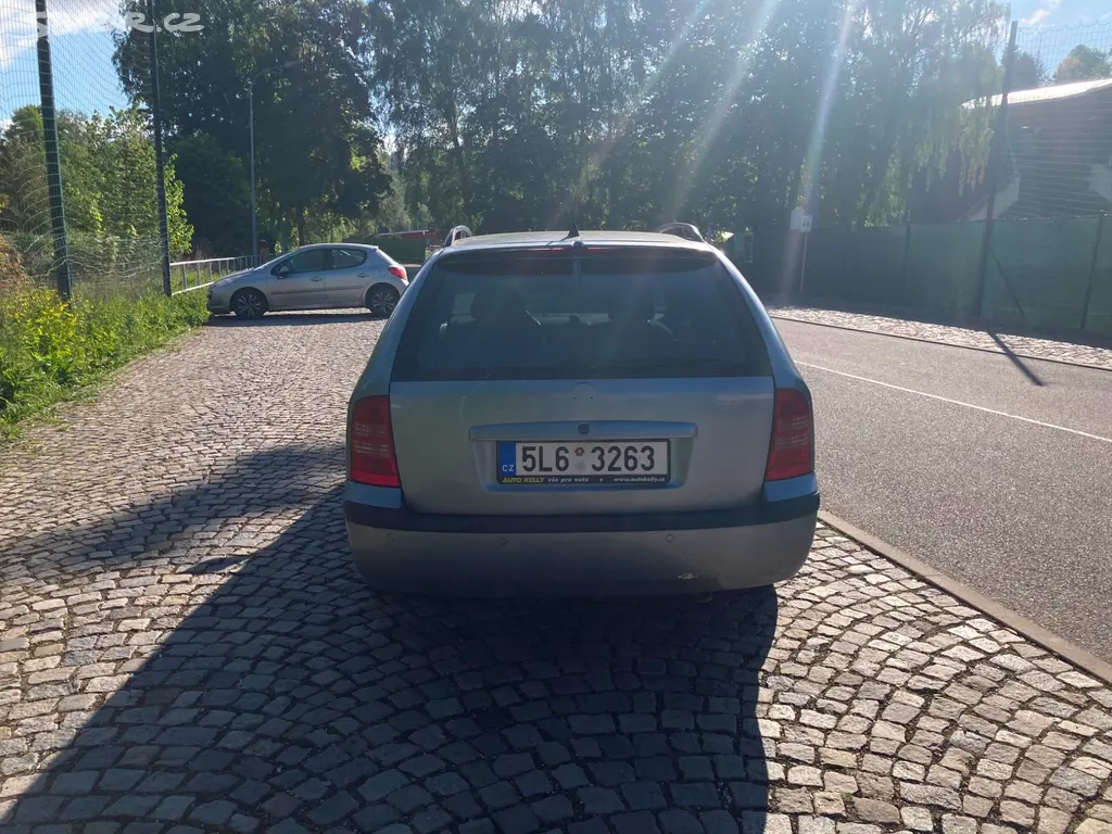 Škoda Octavia 1 1.6 75kw benzin 2003 - fotka 2