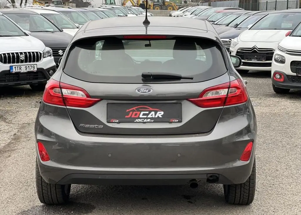 Ford Fiesta 1.0i KLIMA TEMPOMAT PŮVOD ČR manuální - fotka 6