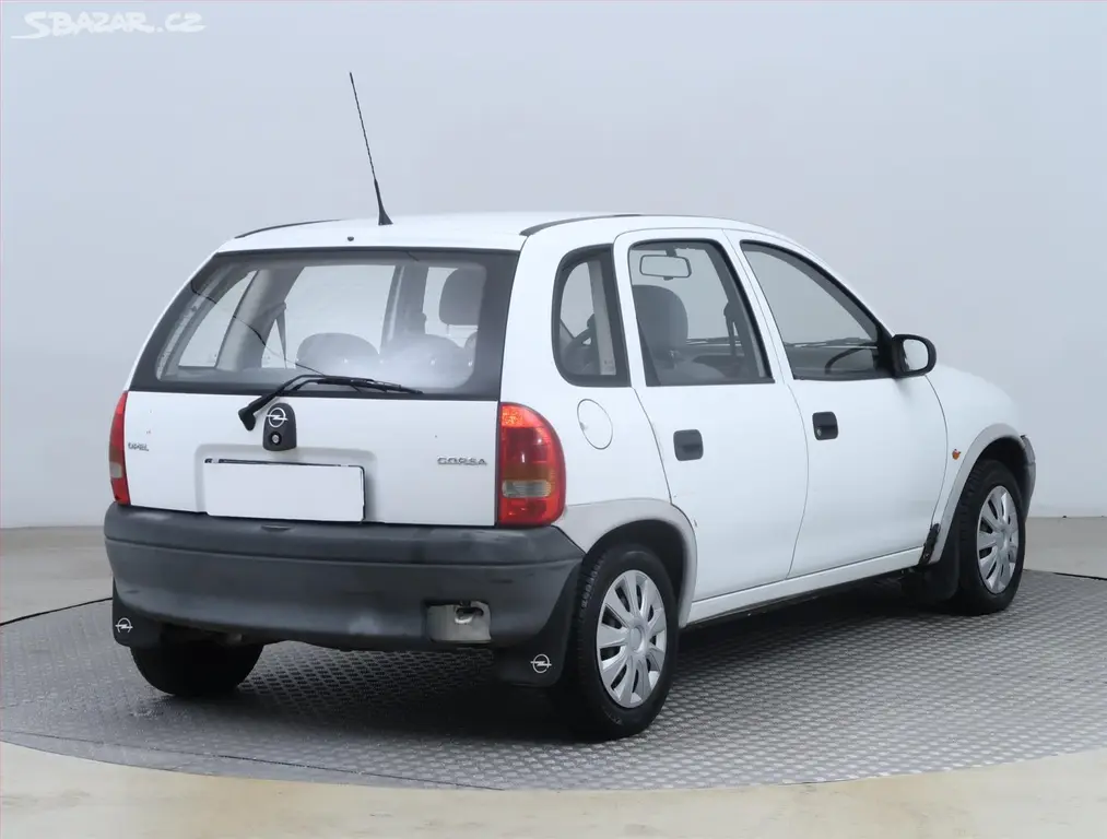 Opel Corsa, 1.2, zamluveno - fotka 5