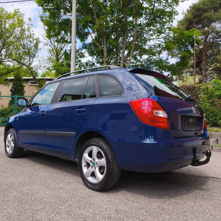 Škoda Fabia 1.2 TSI 77kw, automat,DSG,edice Family - fotka 5