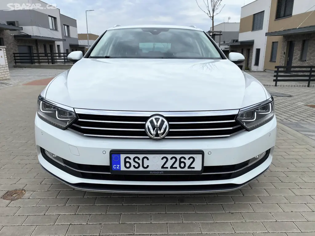 VW Passat 2.0 TDI, DSG, 140 kW, r. 2019, kůže, DPH - fotka 4