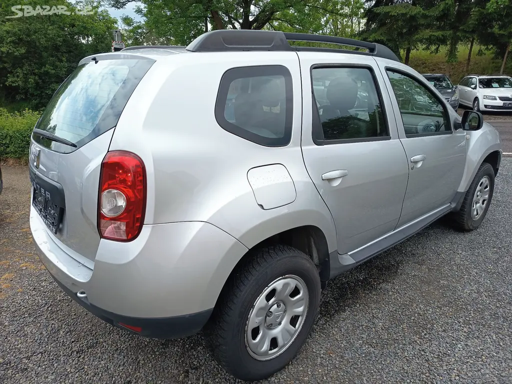 Dacia Duster 1.6i 77 kW - fotka 4