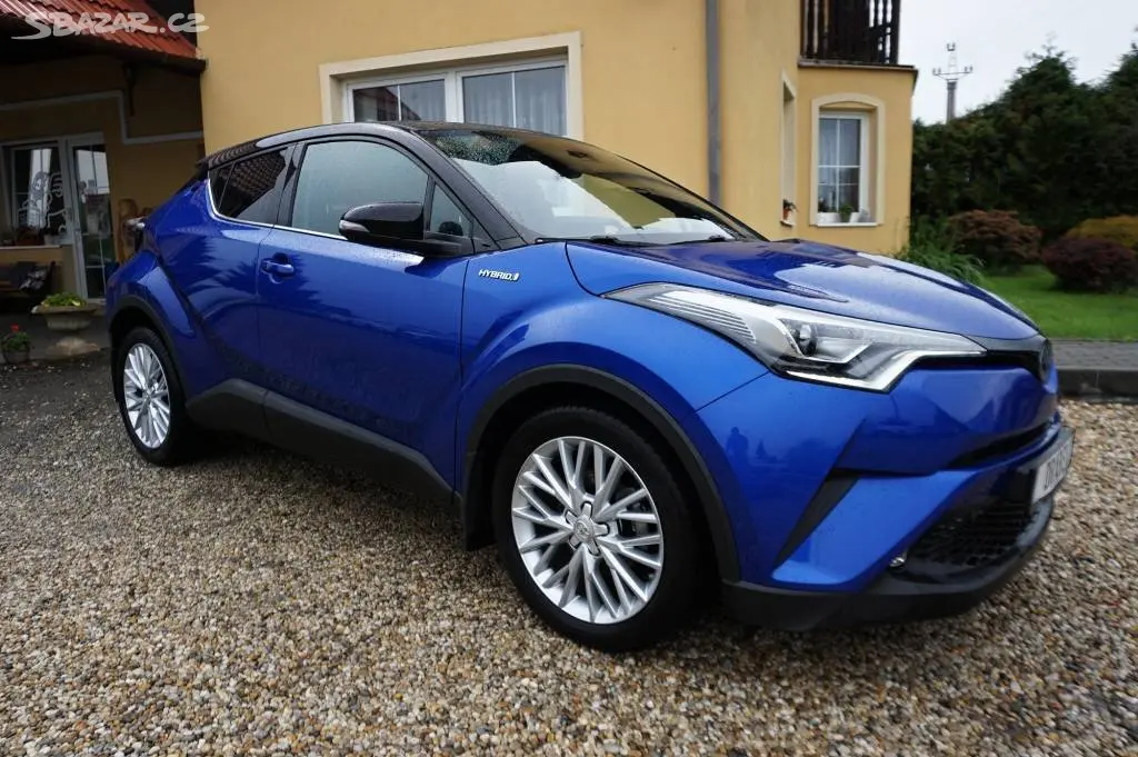 Toyota C-HR, ACTIVE 1,8 HYBRID 72 kW - fotka 2