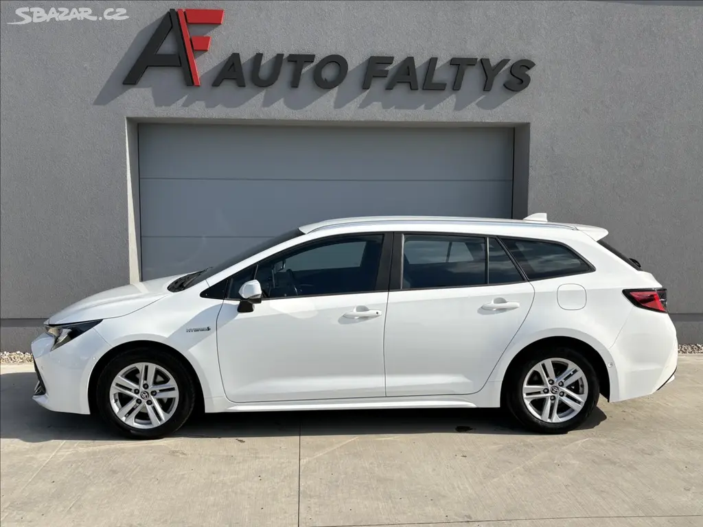 Toyota Corolla, 1,8 Hybrid Touring Sports CZ1M - fotka 6