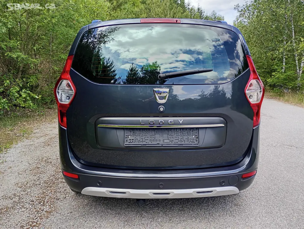Dacia Lodgy 130 TCe Stepway, 1.majitelka. - fotka 4