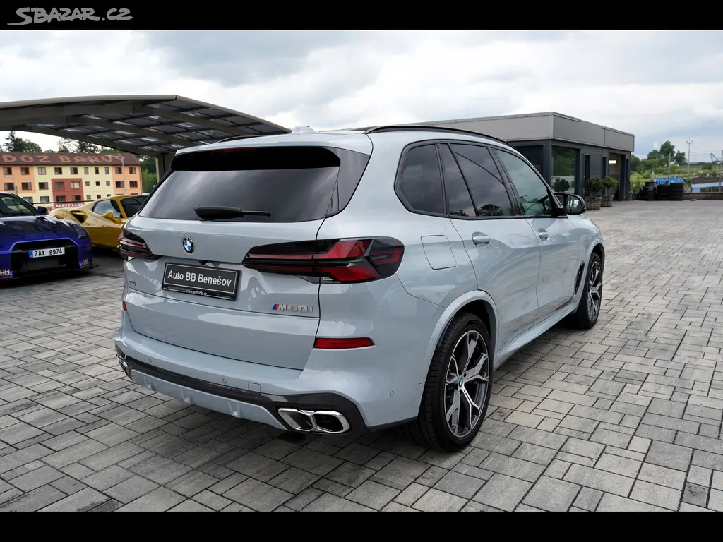 BMW X5, M60i xDrive/AT9/21"/530 PS - fotka 6