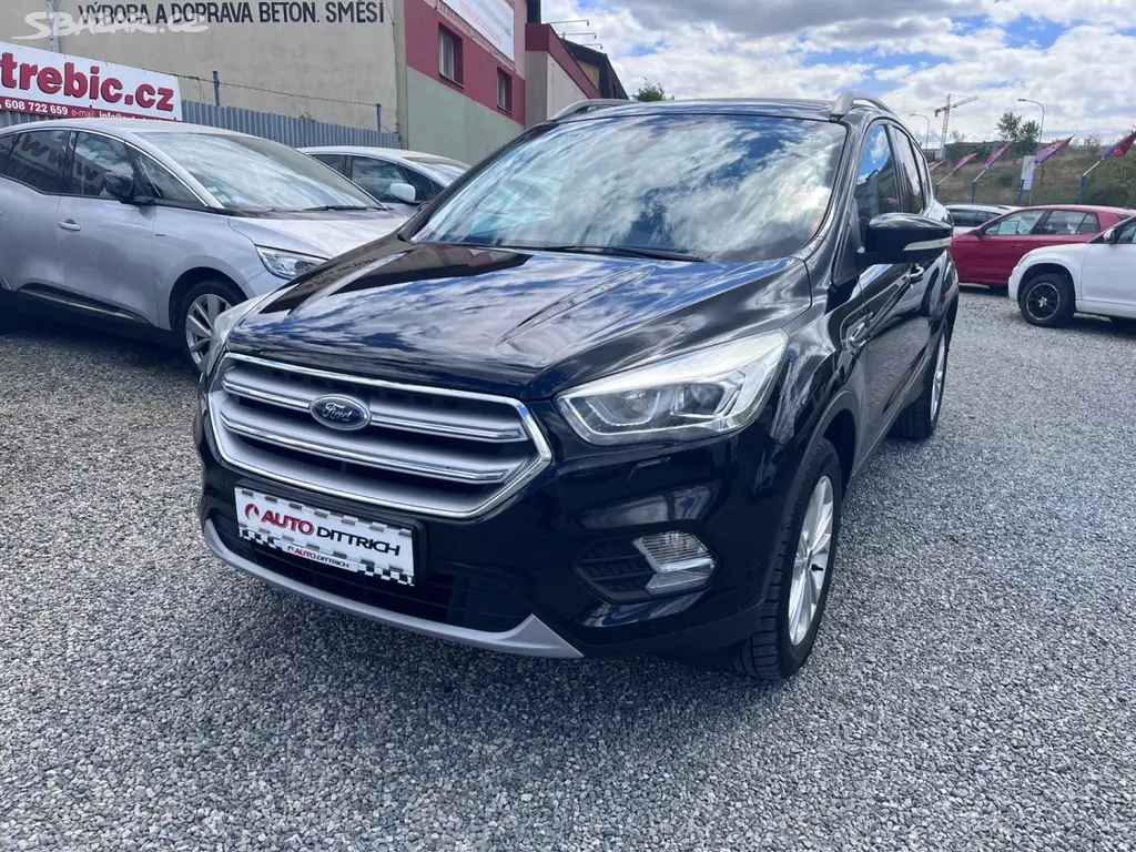 FORD KUGA 1,5i TITANIU TOP EDITION 1.MAJITEL - fotka 2