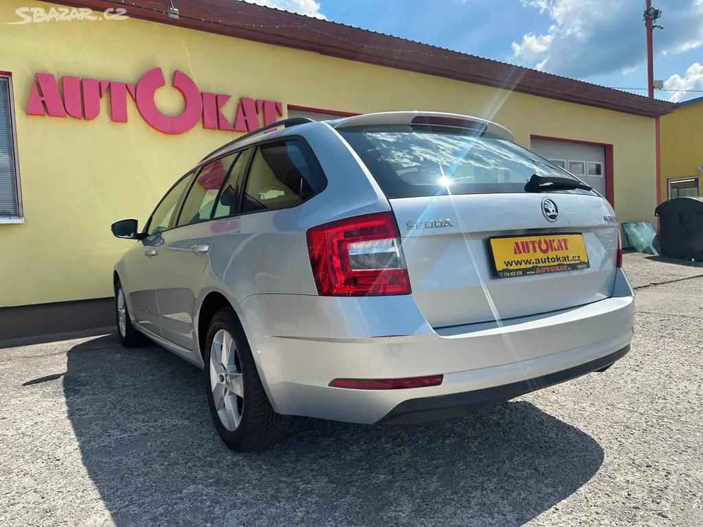 Škoda Octavia 1.6TDi 85kW/Výhřev/1MAJ/DPH - fotka 5